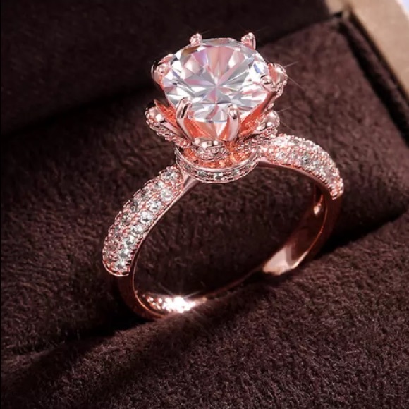 *NEW* GORGEOUS ROSE GOLD WEDDING RING - Picture 2 of 3